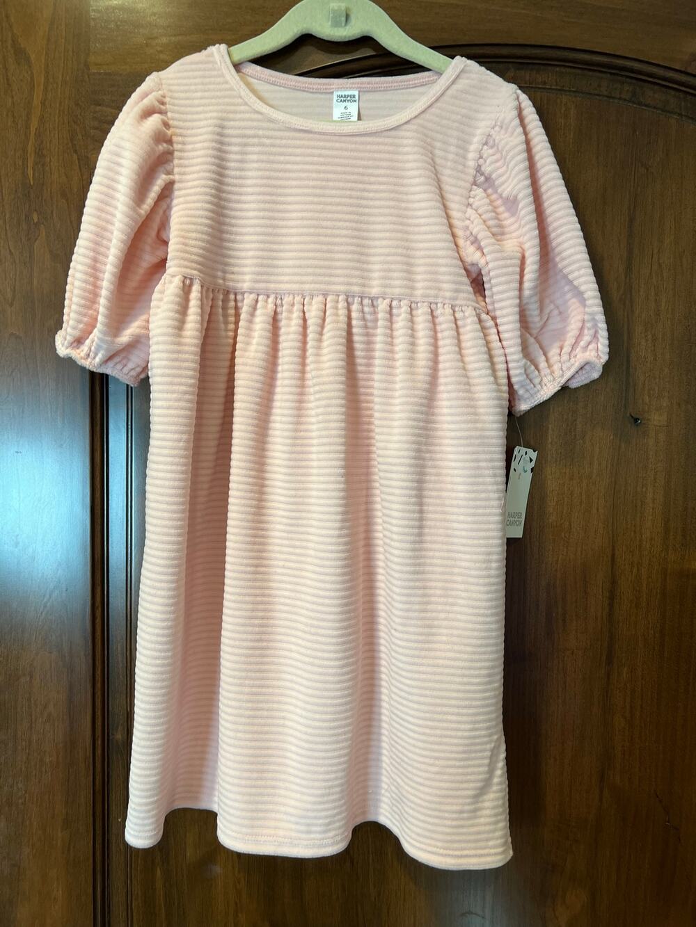 Harper Canyon Pink Dress Size 6- new with tags!